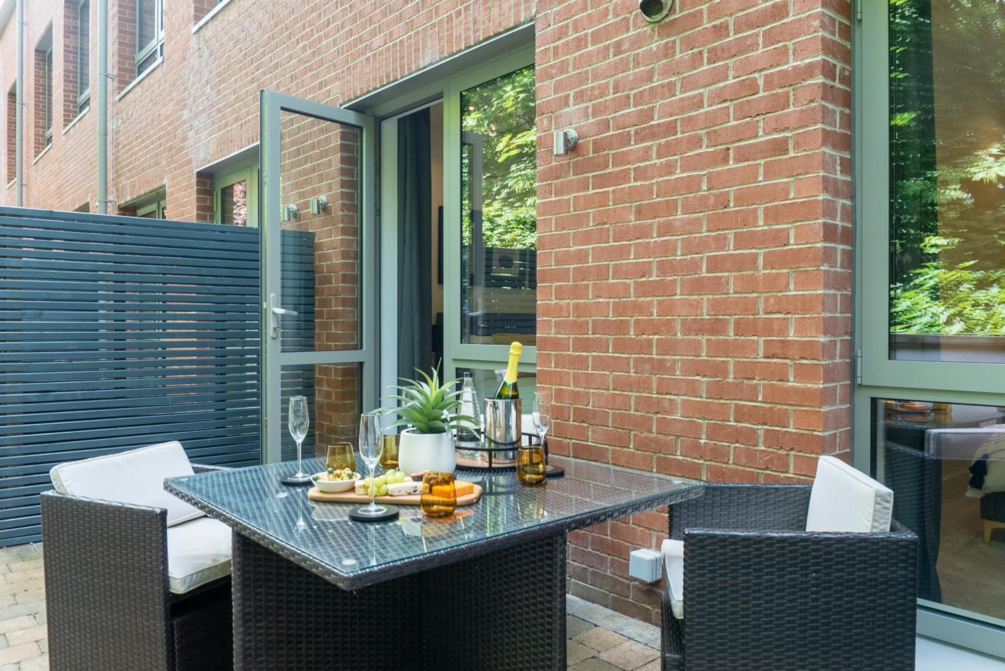Springfield Thirteen Harrogate Exterior photo
